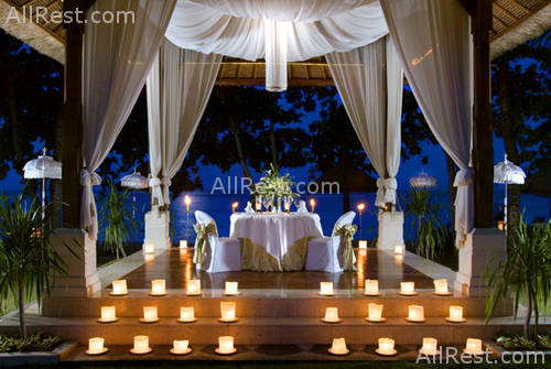 The Laguna Resort & Spa 9